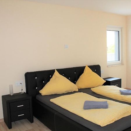 Ferienwohnung Bei Heidelberg Mauer Esterno foto