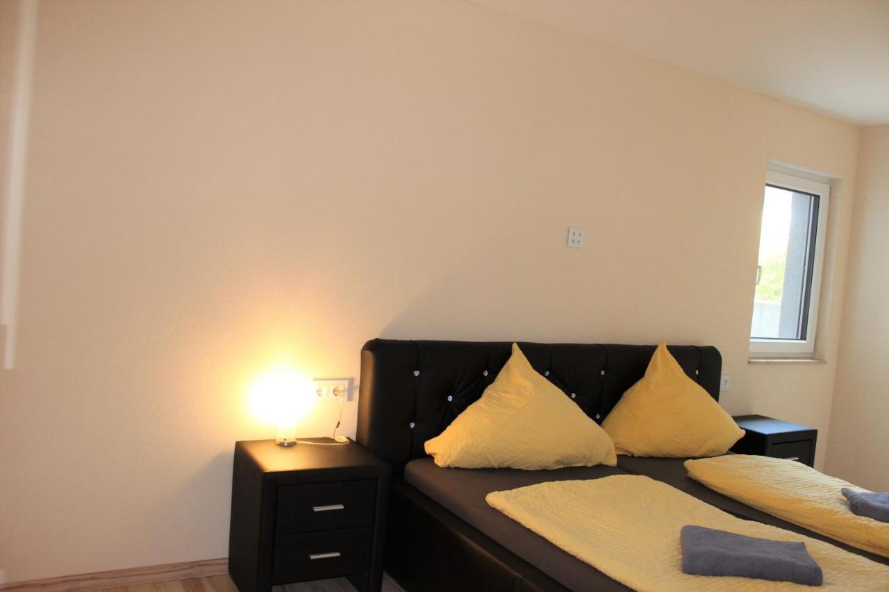 Ferienwohnung Bei Heidelberg Mauer Esterno foto